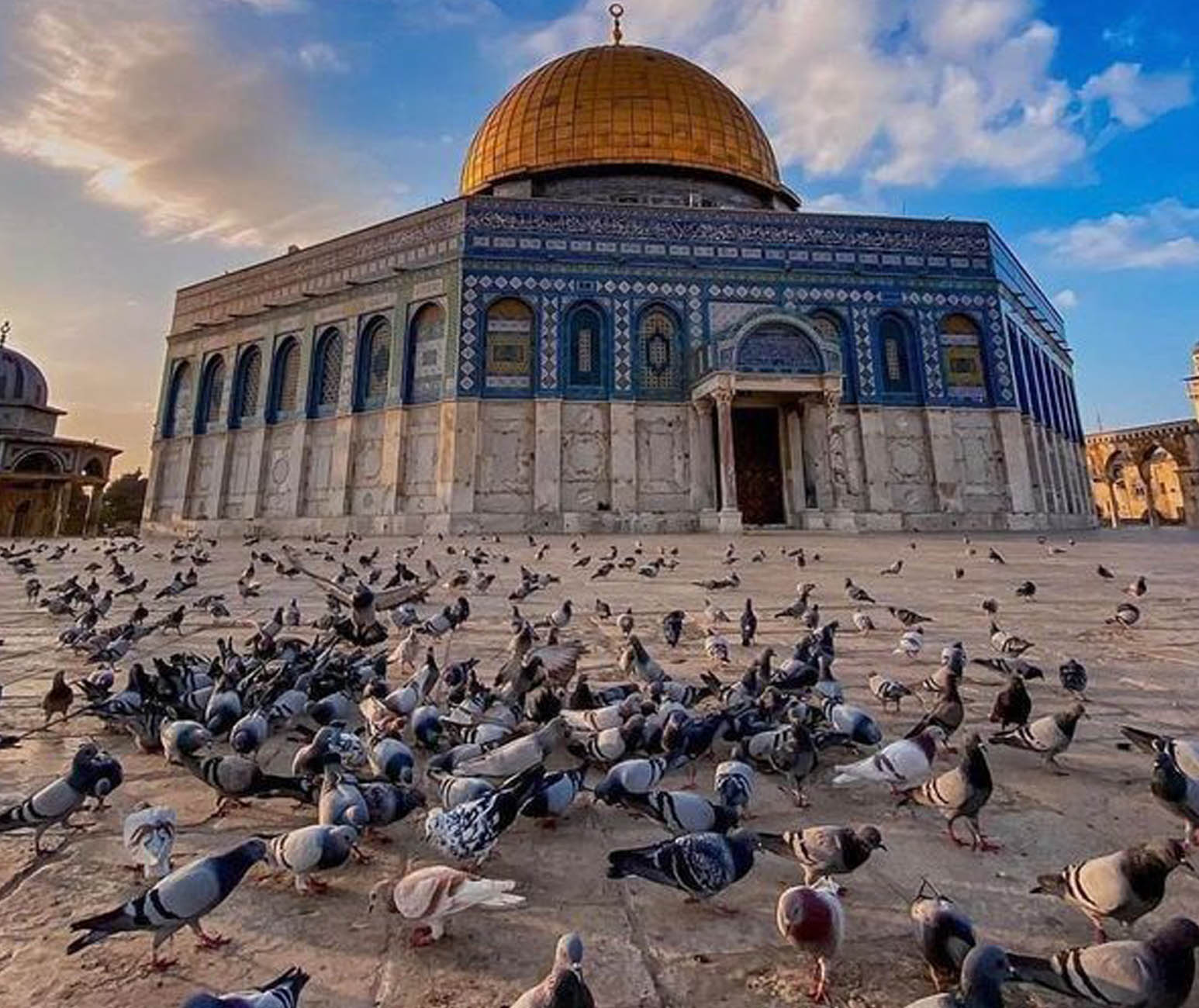 Umroh Plus Aqso umroh Plus Aqso Bersama Caraka