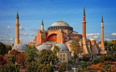 Hagia Sophia: Bangunan Bersejarah Yang Kini Menjadi Masjid